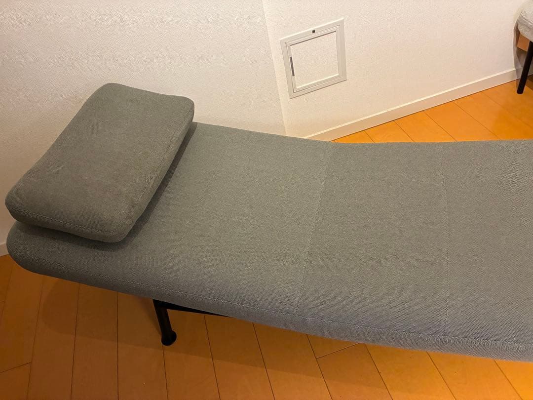 1人掛けソファ &medical bars