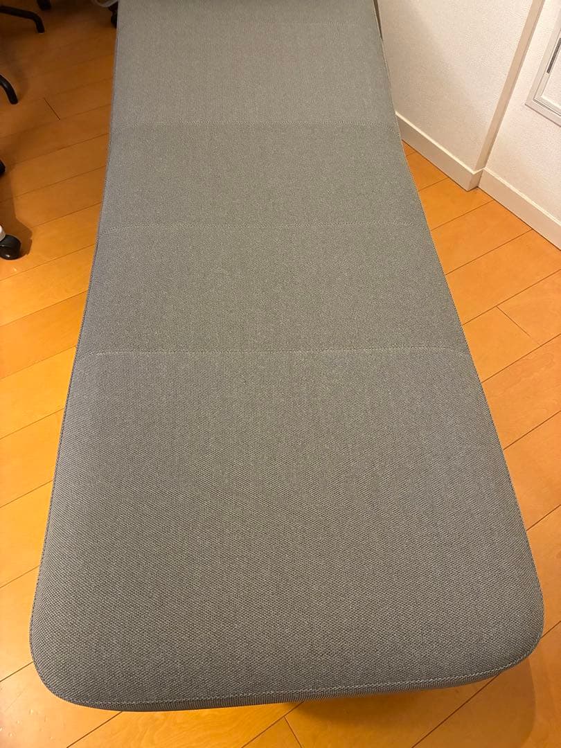 1人掛けソファ &medical bars