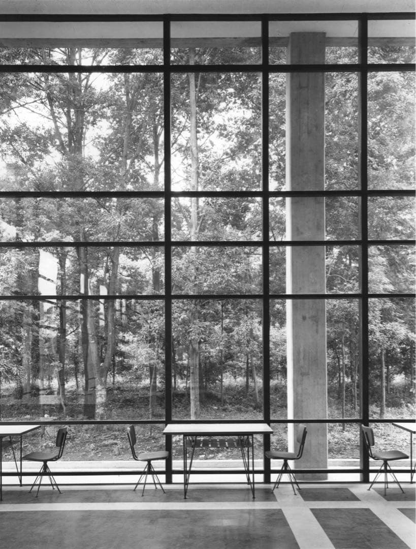 丹下健三　回転椅子