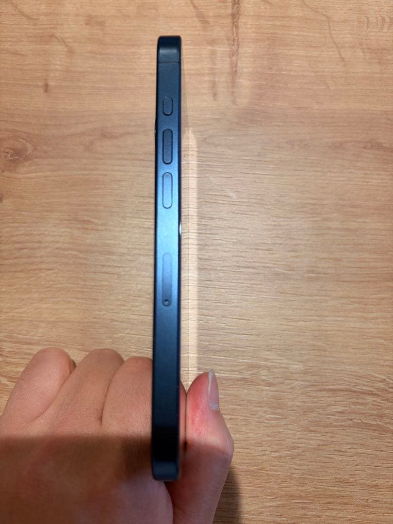 【美品】iPhone 15 Pro 128G ブルーチタニウム
