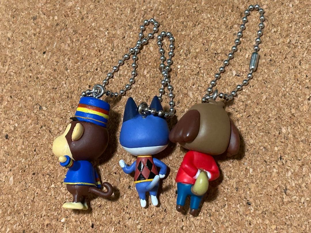 どうぶつの森　キーホルダー　フィギュア　ミニチュア　8体　セット