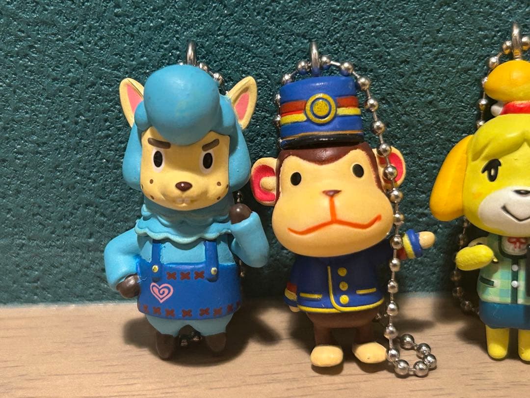 どうぶつの森　キーホルダー　フィギュア　ミニチュア　8体　セット