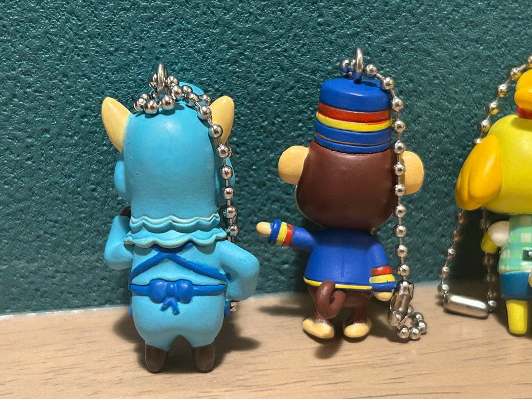 どうぶつの森　キーホルダー　フィギュア　ミニチュア　8体　セット