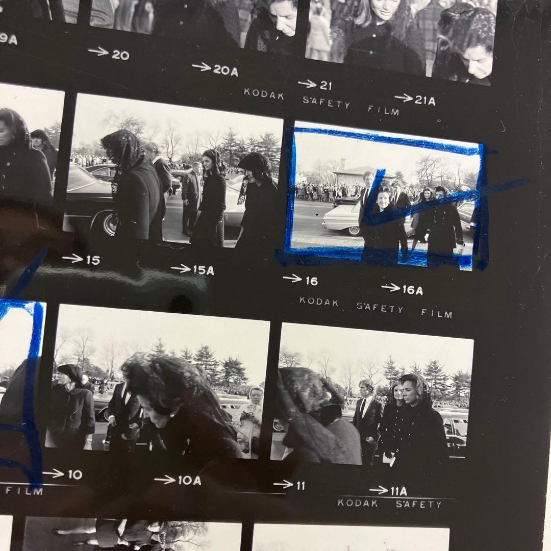 ジャクリーン・ケネディのスナップ写真（コンタクトプリント）
