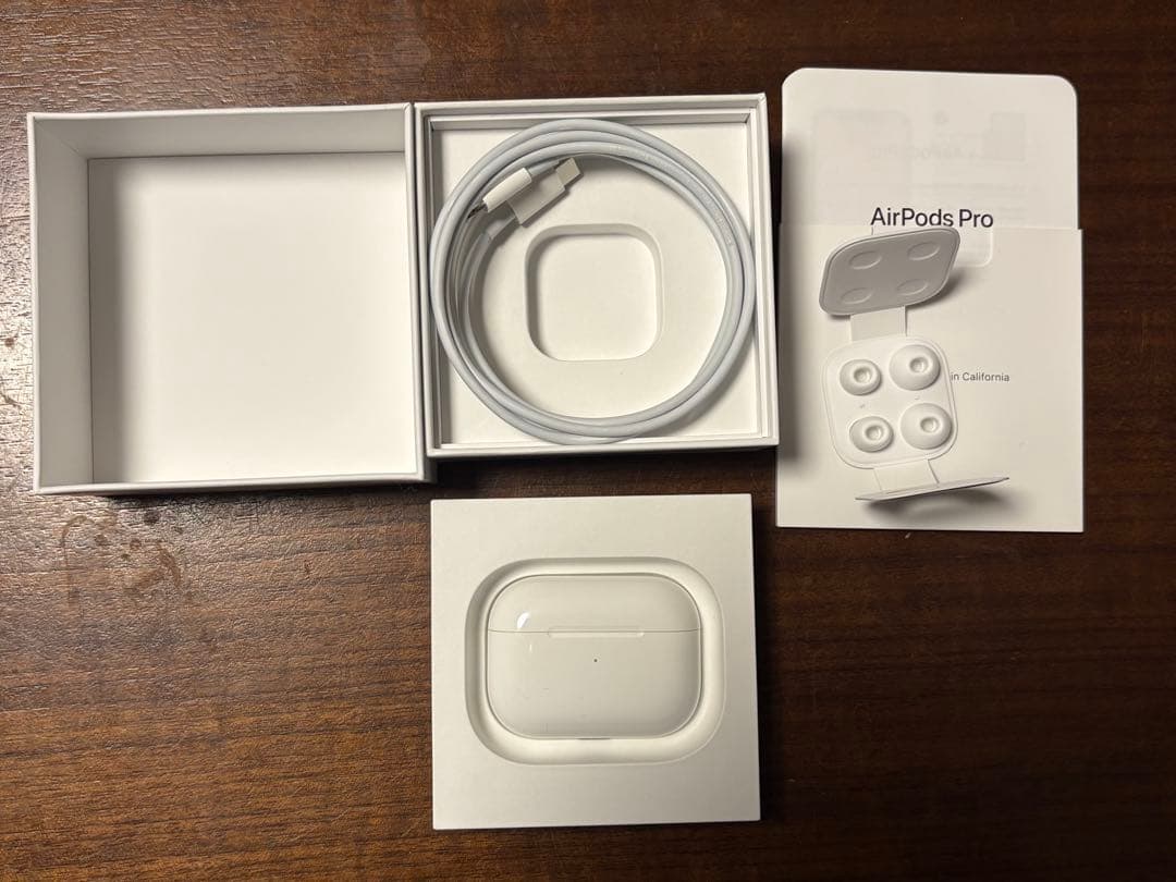 【付属品付】AirPods Pro 第1世代　ワイヤレスイヤホン