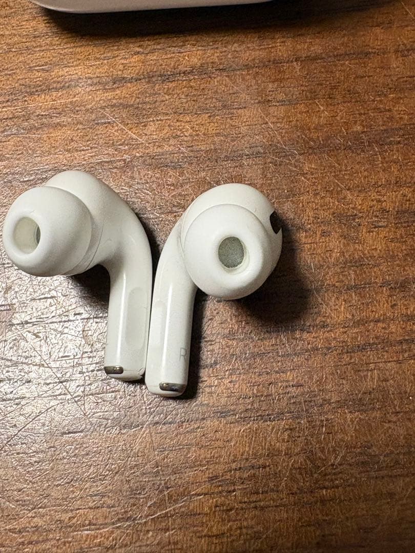 【付属品付】AirPods Pro 第1世代　ワイヤレスイヤホン
