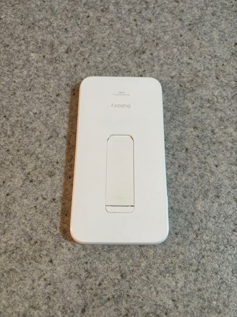 Galaxy 5G Mobile Wi-Fi ホワイトルーター