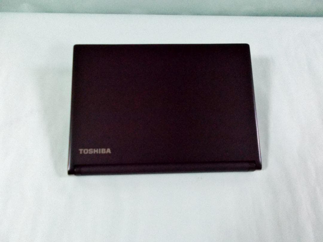 TOSHIBA DYNABOOK 軽量ノートPC マウス付き（14）