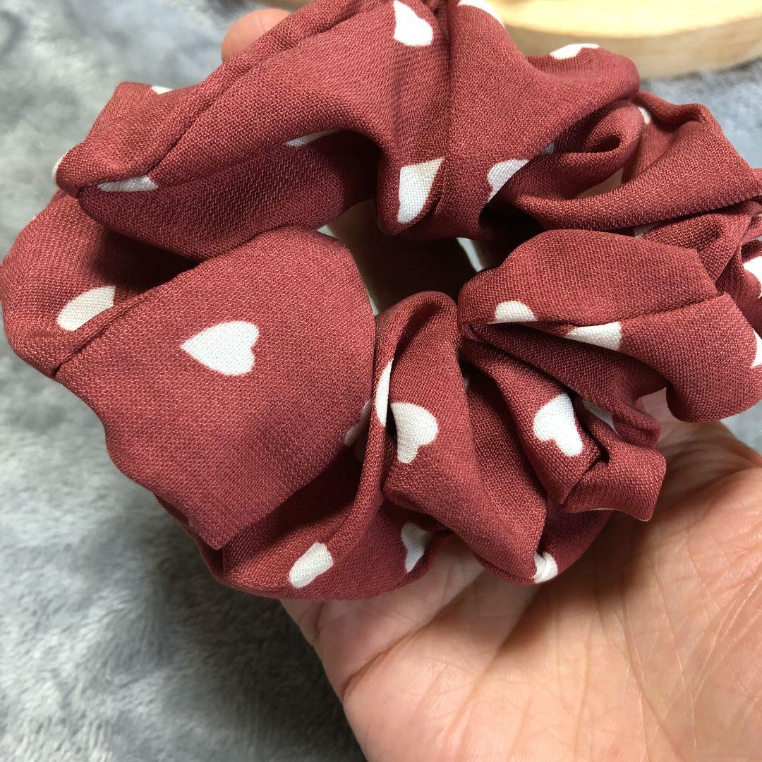 4点セット△▲セール8サテンシュシュ+リボンヘアゴム4点セットお買い得