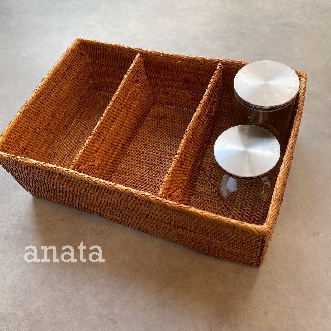 バリ島　間仕切り小物入れ　新品未使用　トレー　収納　インテリア　アタ　　送料込み