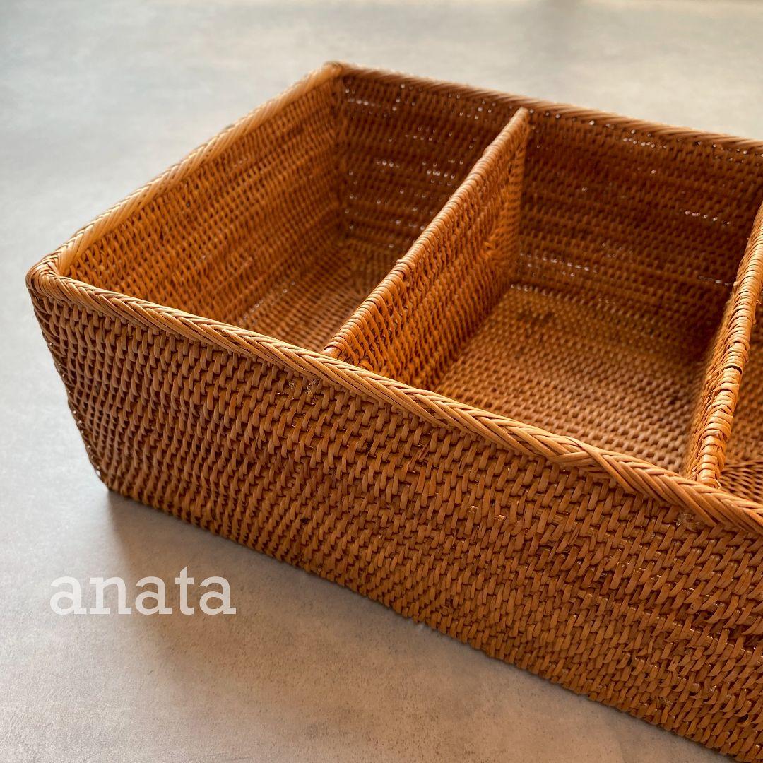 バリ島　間仕切り小物入れ　新品未使用　トレー　収納　インテリア　アタ　　送料込み