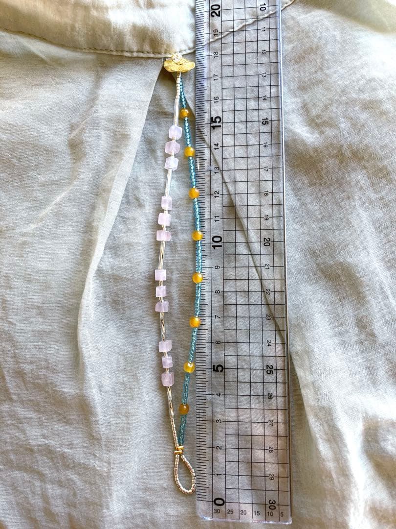 no.75 ポップなジェイド　花型押しとハーキマーダイヤモンドの2連ブレスレット