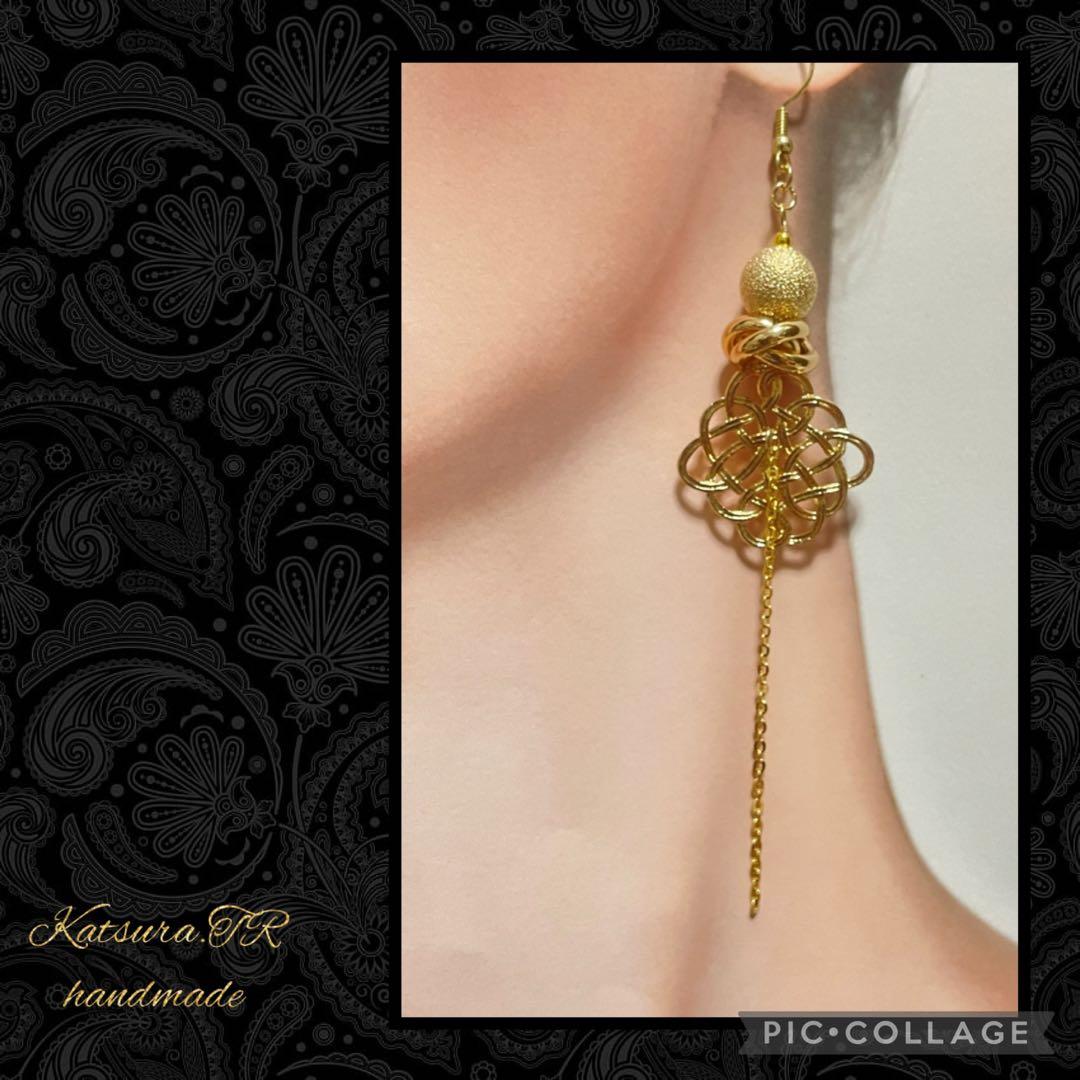 No.1145 サンドボールのゴールドロングピアス　ゴールドイヤリング