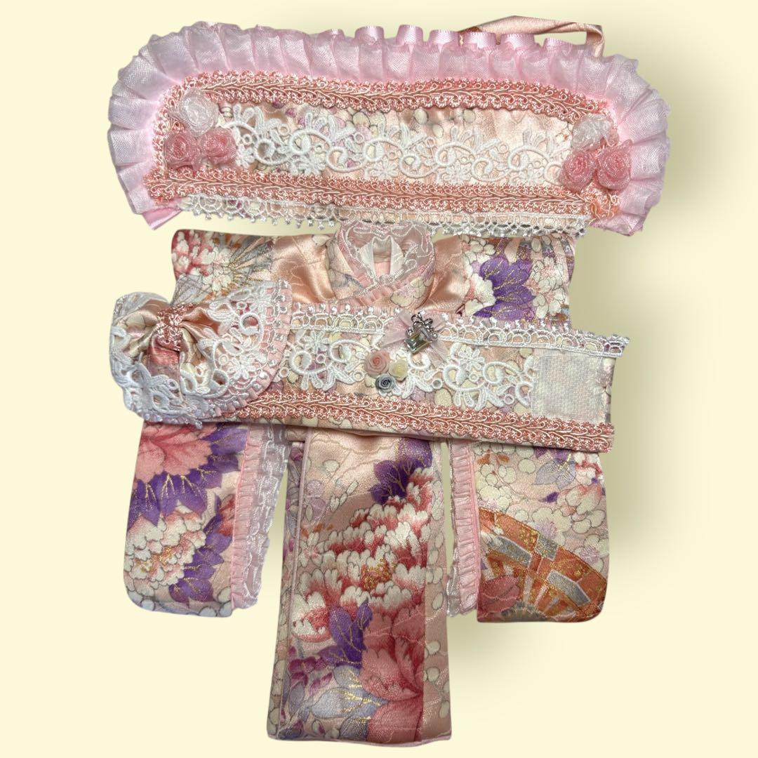ブライス着物　淡いピンク花柄