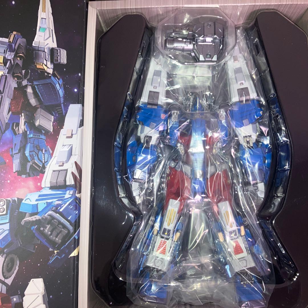 鉄機巧　ウルトラマグナス　ハンマー付き　トランスフォーマー