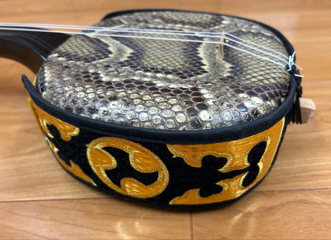 三線本体 ヘビ革　初心者セット