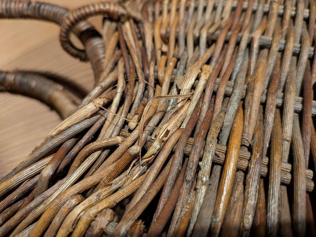 最終値下げ価格！希少　29年の月日がたった、あけびの籠バ