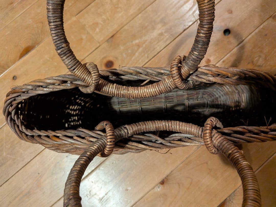 最終値下げ価格！希少　29年の月日がたった、あけびの籠バ