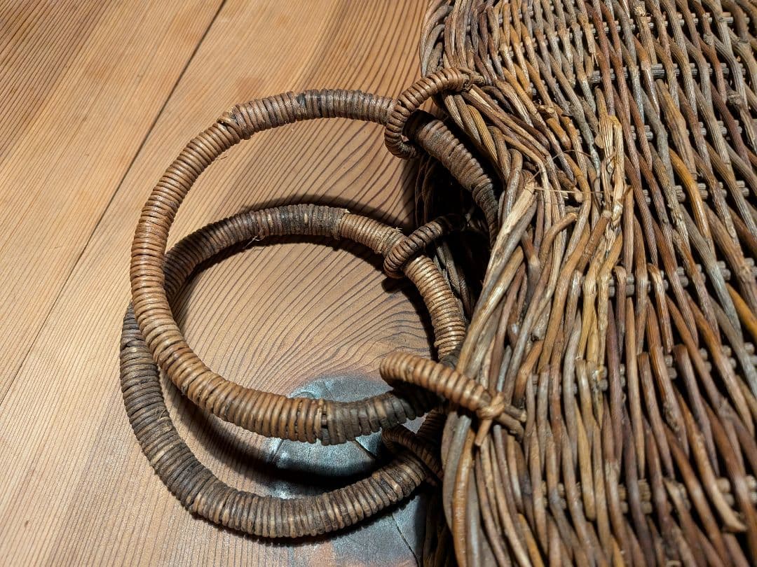 最終値下げ価格！希少　29年の月日がたった、あけびの籠バ