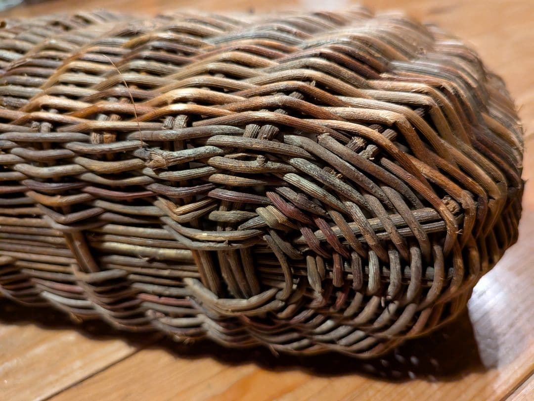 最終値下げ価格！希少　29年の月日がたった、あけびの籠バ