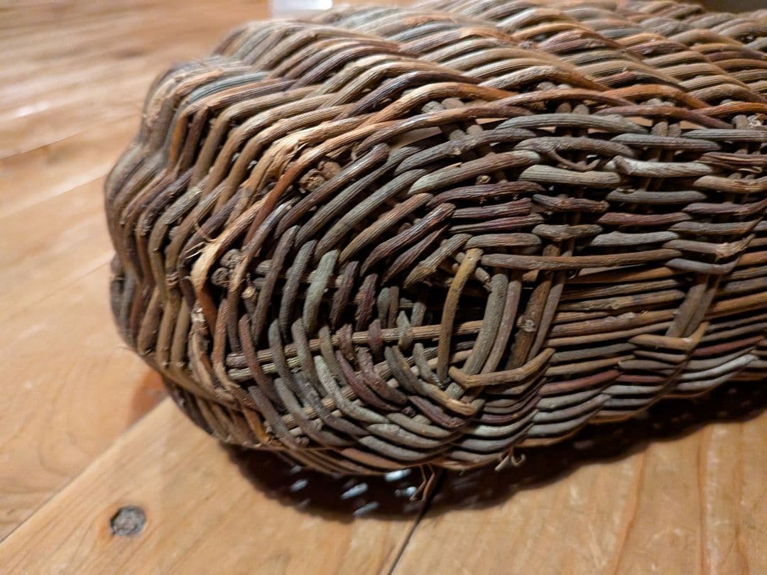 最終値下げ価格！希少　29年の月日がたった、あけびの籠バ