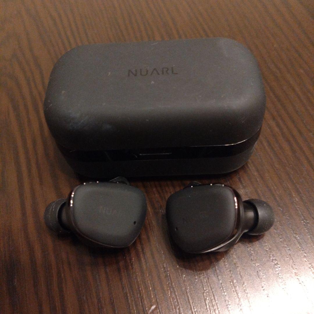 NUARL ワイヤレスイヤホン ブラック 充電ケース付き