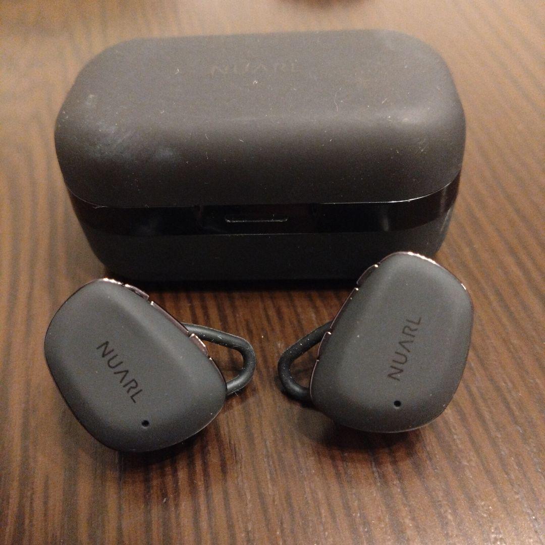 NUARL ワイヤレスイヤホン ブラック 充電ケース付き