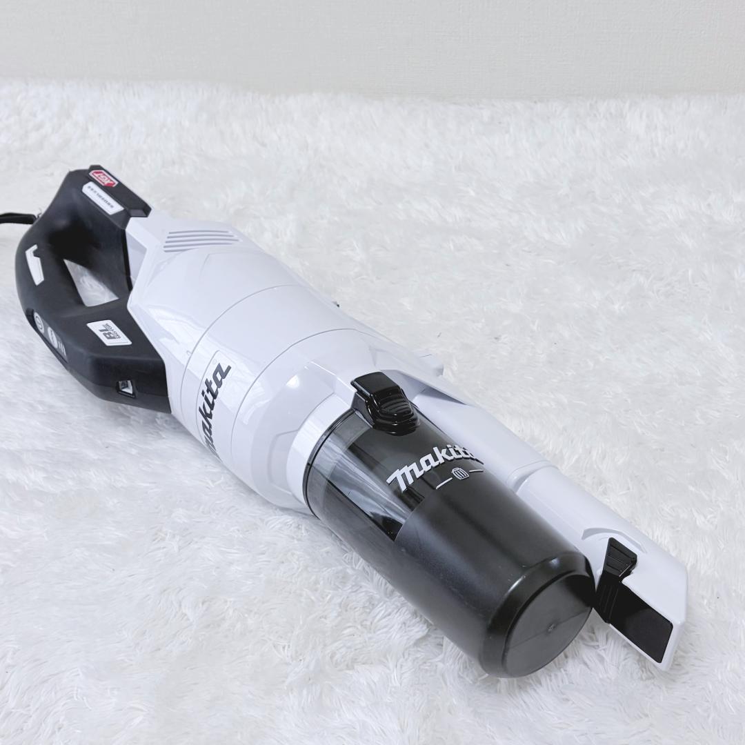 マキタ 充電式クリーナ バッテリー＆充電器付 CL003 ホワイト 【0086】