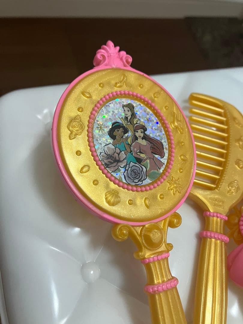 ディズニーストア　ドレッサー　プリンセス　ピンク　ティアラ　disney