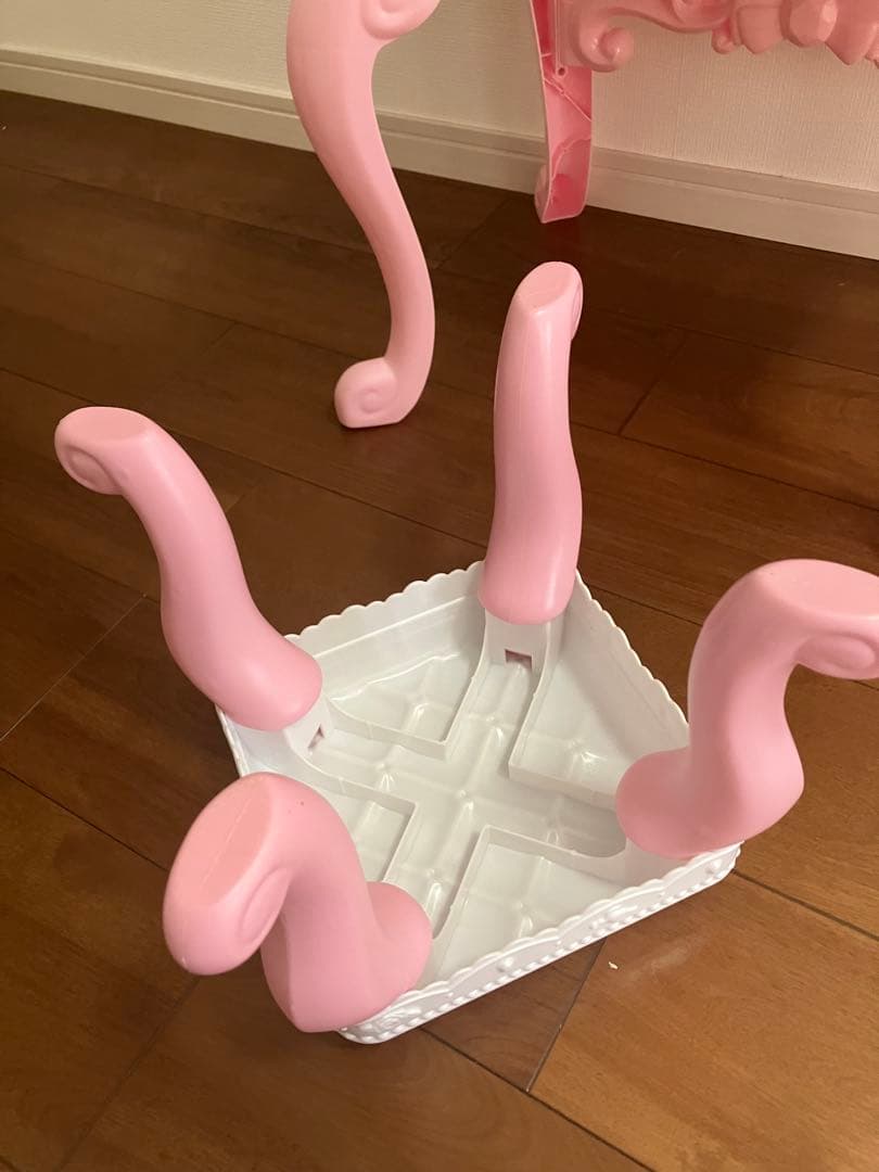 ディズニーストア　ドレッサー　プリンセス　ピンク　ティアラ　disney