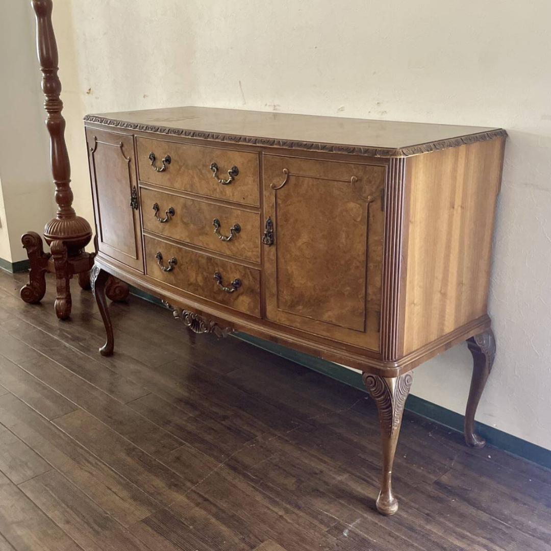 N3119r110 英国クラシックな佇まい サイドボード 細やかな美しい杢目