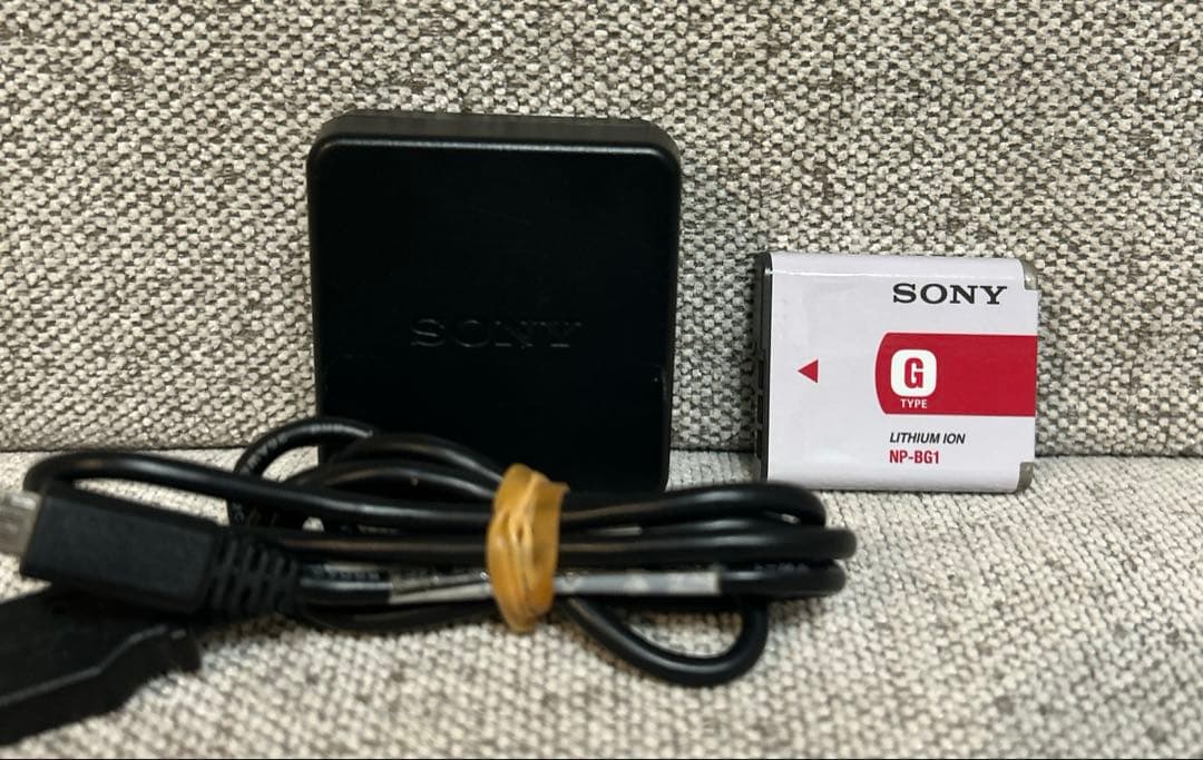 【美品】SONY Cyber-shot DSC-HX30V GPS デジカメ