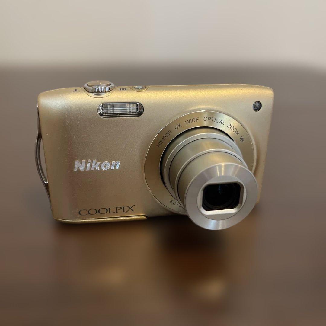 4381 Nikon COOLPIX S3300 ゴールド デジカメ