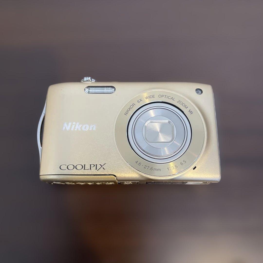 4381 Nikon COOLPIX S3300 ゴールド デジカメ