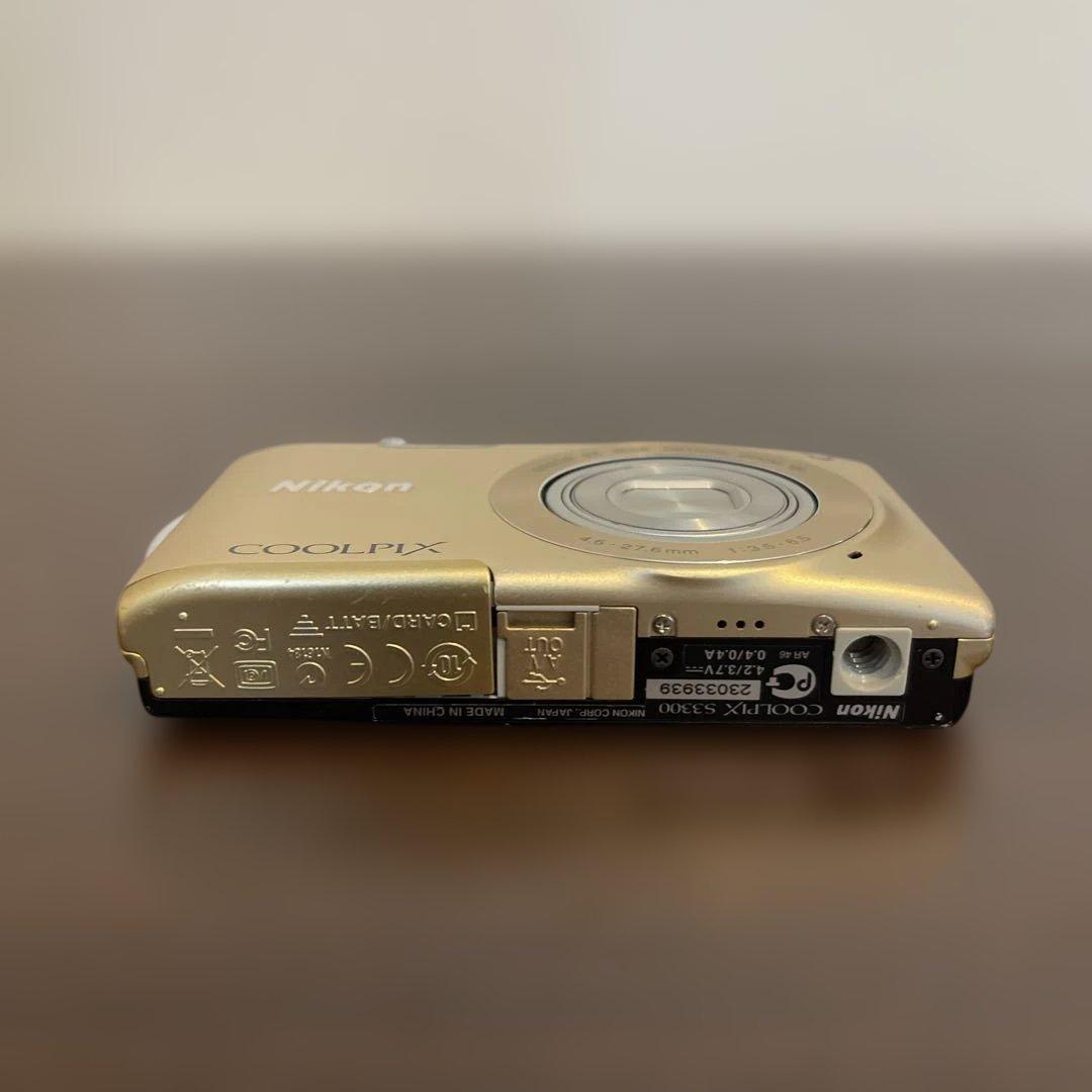 4381 Nikon COOLPIX S3300 ゴールド デジカメ