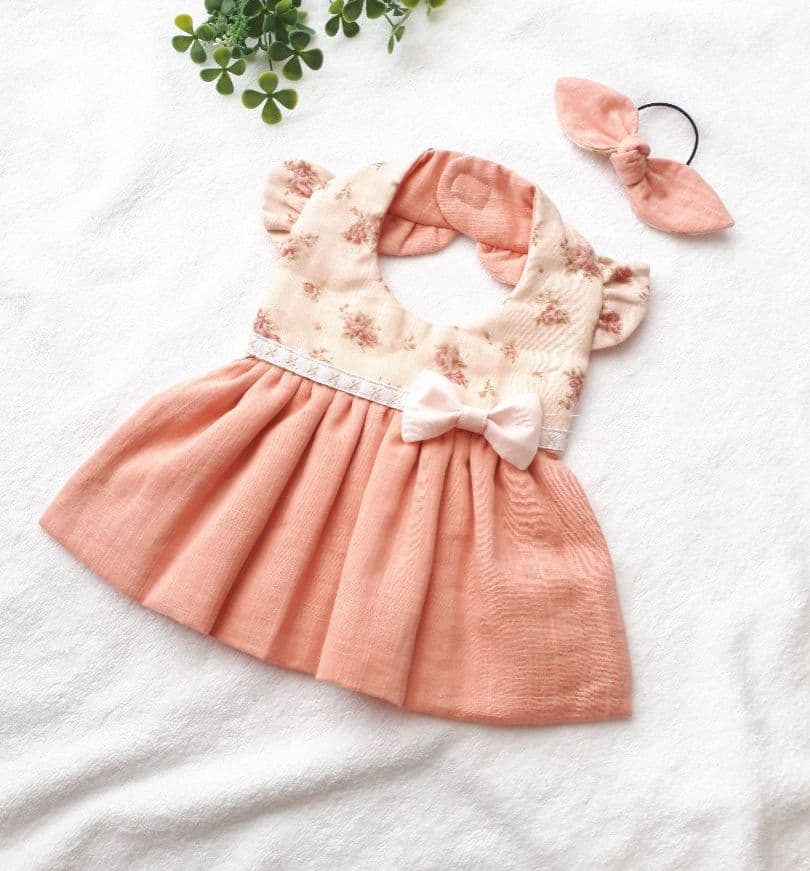 サークルレースのワンピーススタイ(サーモンピンク)