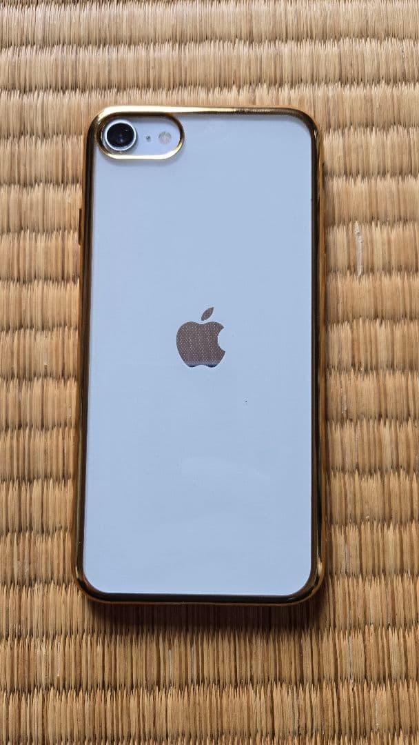 iPhoneSE2 64GB ホワイト SIMフリー バッテリー86%