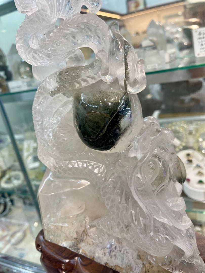 厳選　水晶昇龍　透かし彫り　巨大水晶龍41cm 極上品ガーデンファントム水晶