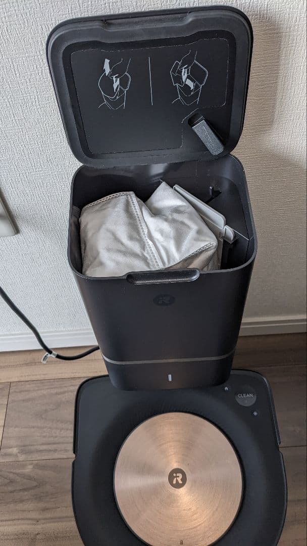 【週末限定！大特価】iRobot ルンバ s9+ ロボット掃除機 自動ゴミ収集機