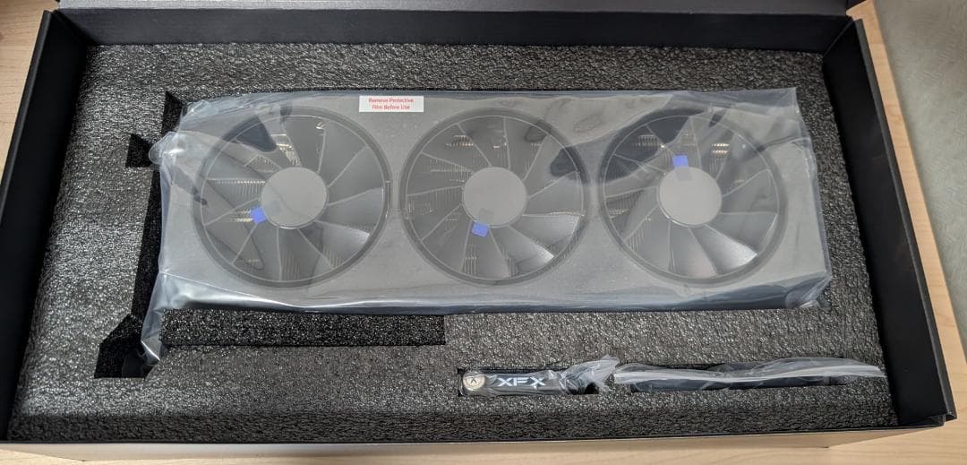 返品可 XFX Mercury AMD Radeon RX 9070 XT OC