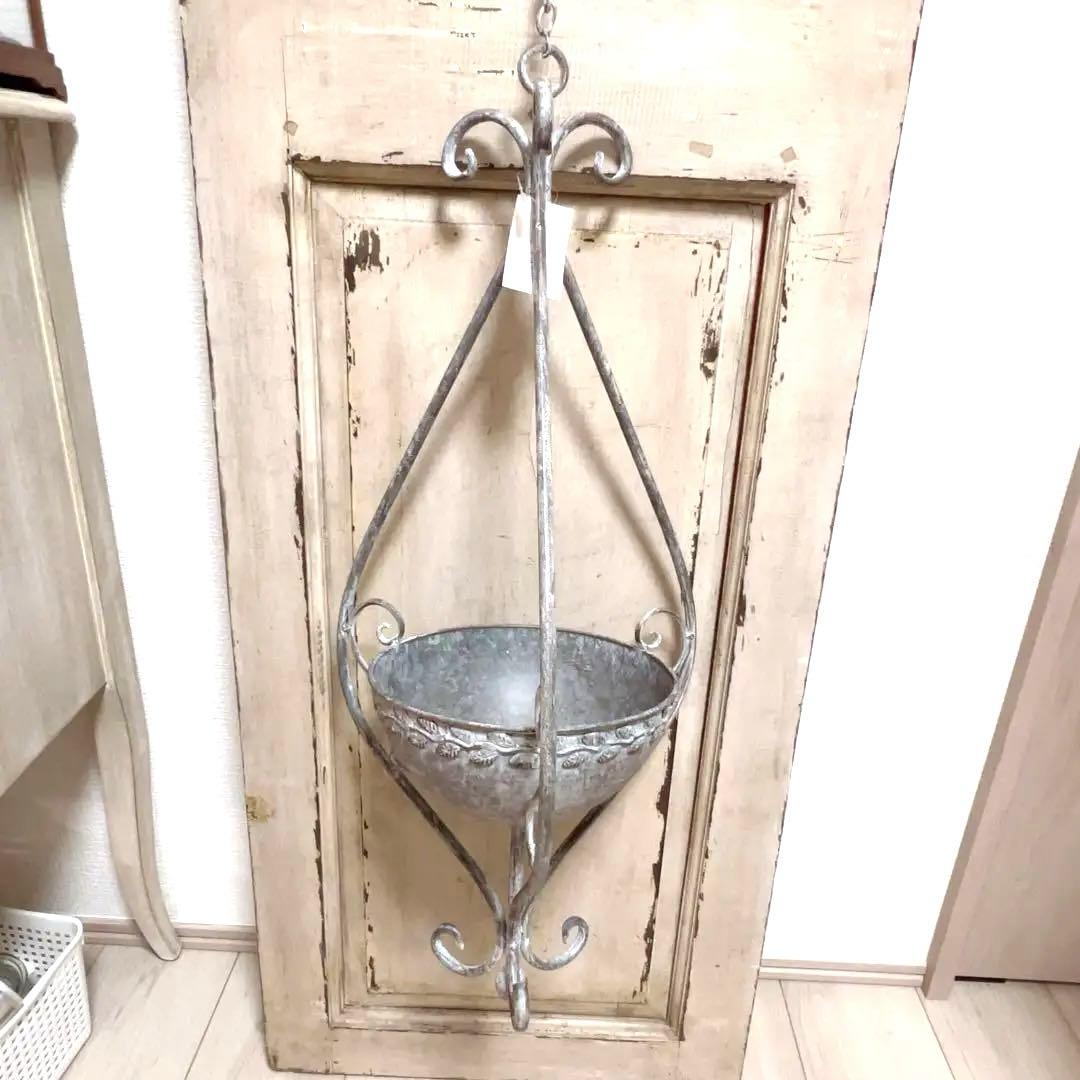 とっても素敵なシャビーハンギングポット大