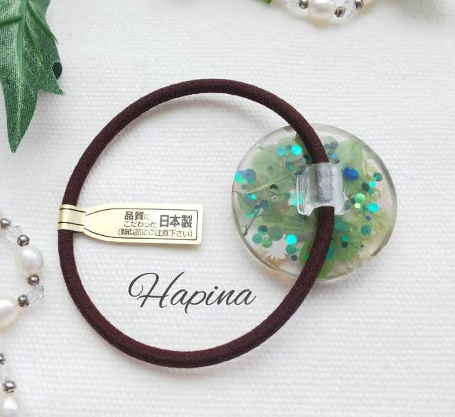 グリーンとひまわり畑ラウンドレジンヘアゴム ポニーフック変更可能。