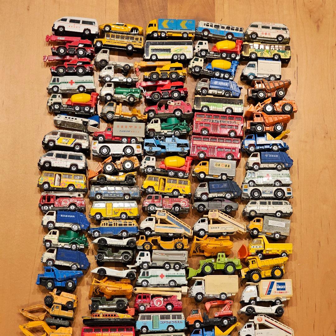 ス*エ様 【トミカ】乗用車、重機、レーシングカー、トラック、バス等セット まとめ