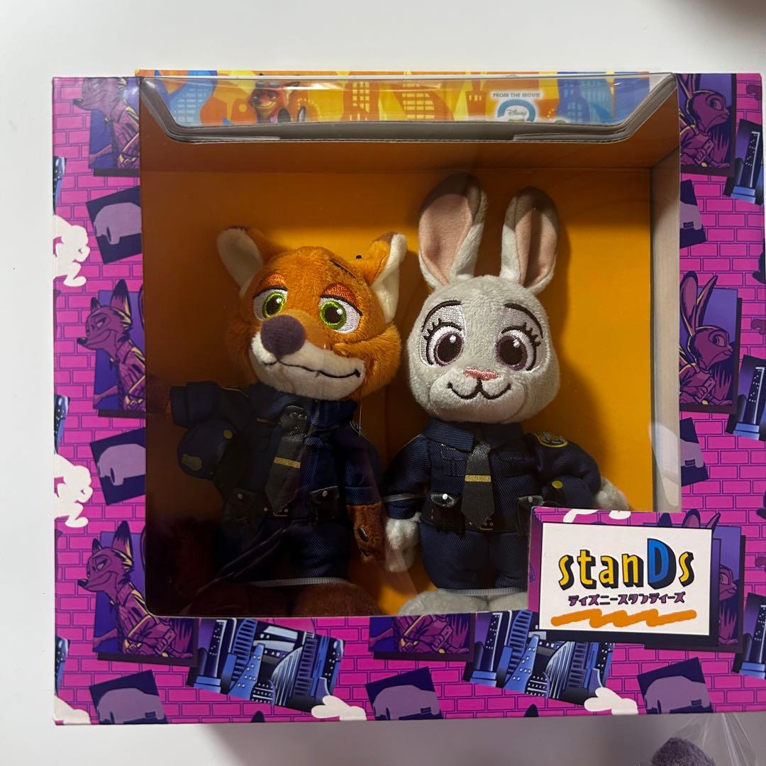 ズートピア　スタンディ　ぬいぐるみ　ニック　ジュディ　フィニック　ディズニー