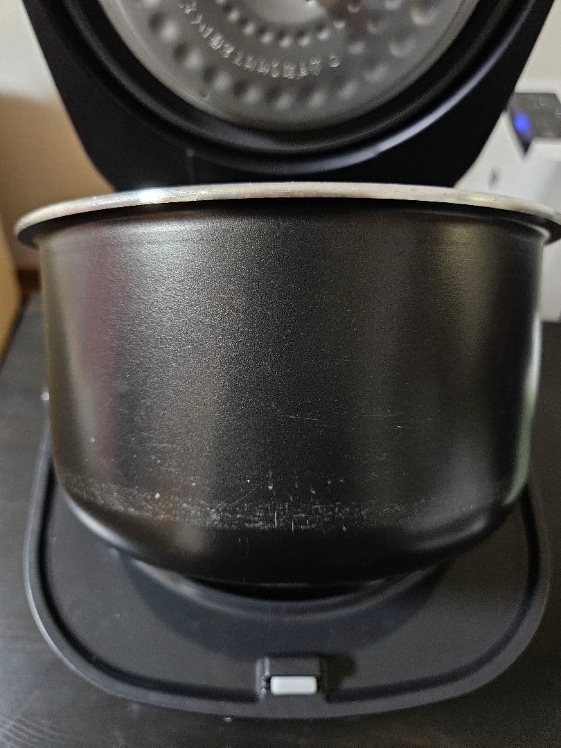 IRIS OHYAMA アイリスオーヤマ 炊飯器 極厚火釜 5.5合炊き