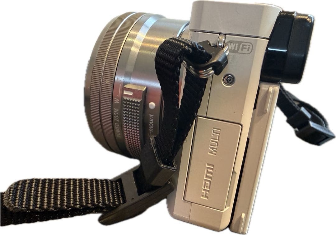 【ショット数8700回】SONY α6000 ダブルズームレンズキット ホワイト