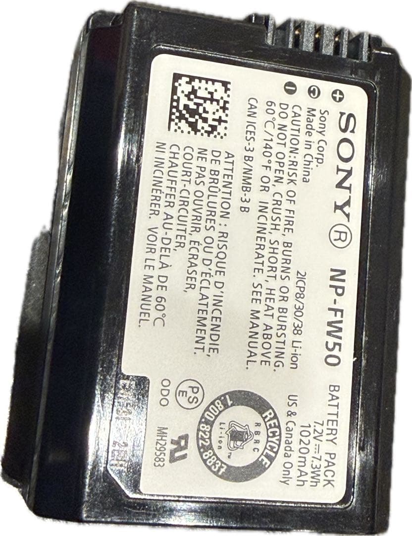 【ショット数8700回】SONY α6000 ダブルズームレンズキット ホワイト