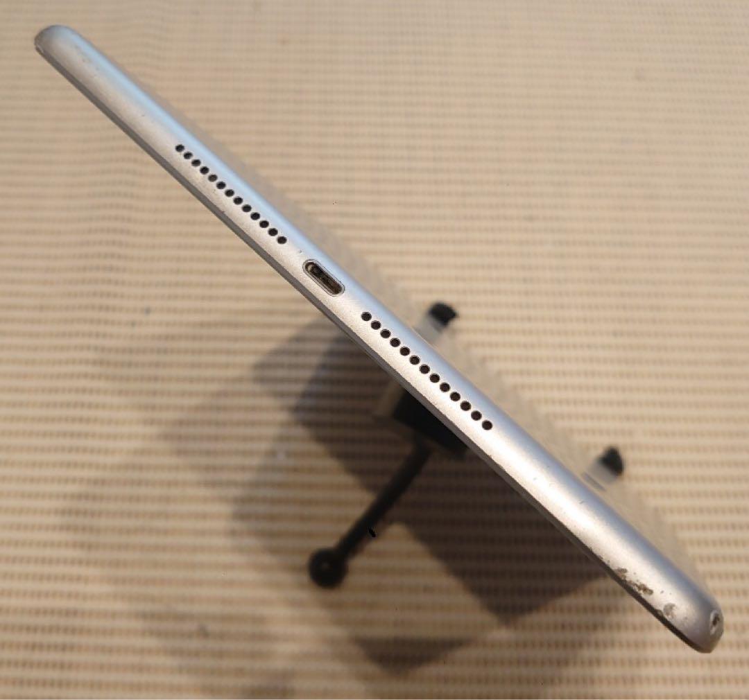 完動品SIMフリー液晶無傷iPad第6世代(A1954)本体32GB Z2F3C
