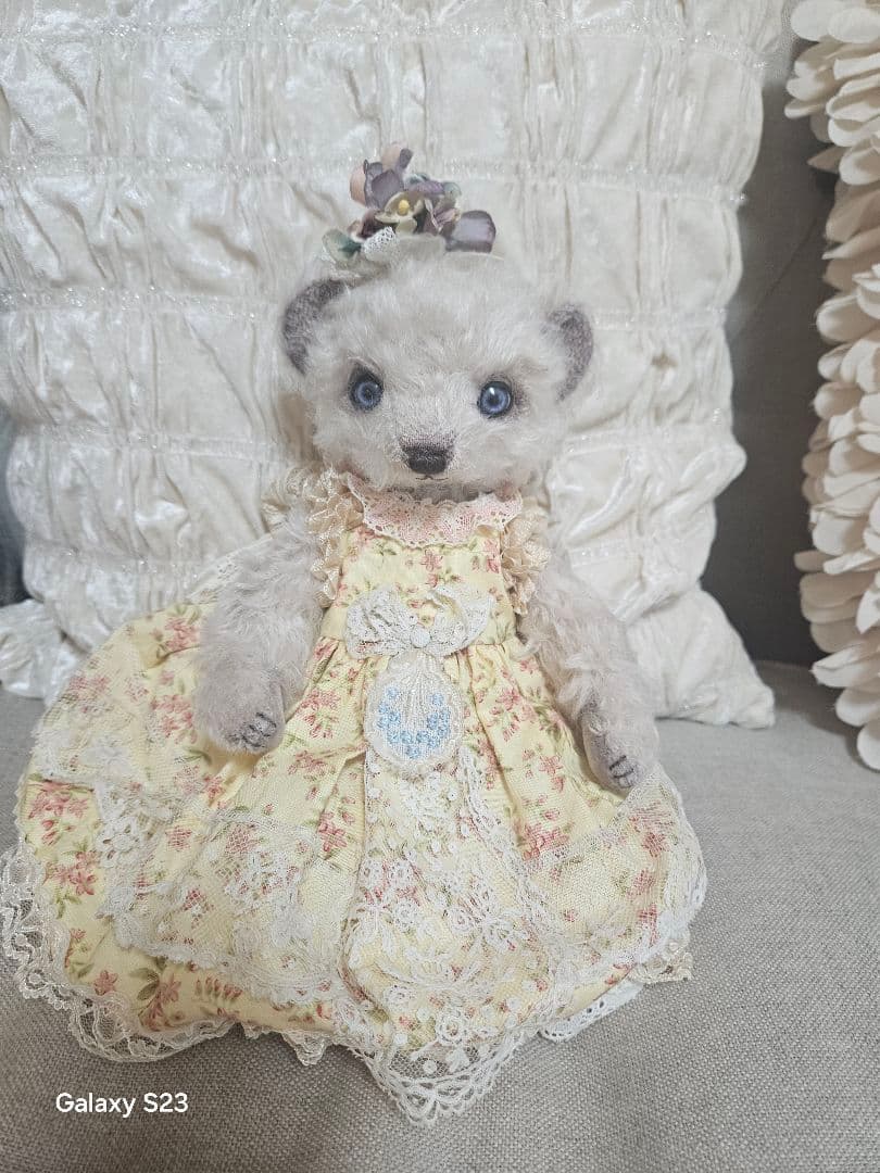 BonBonマーチさん作、ドールアイのベア