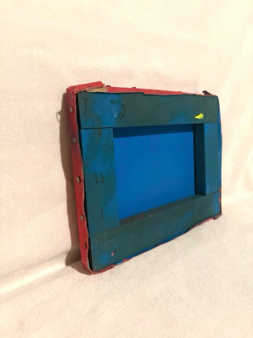 そのまま飾れる　抽象画　F0号　アクリル画　トカゲモチーフ　現代アート　オレンジ